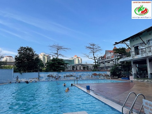 Hồ bơi An Phú rất sạch và đẹp